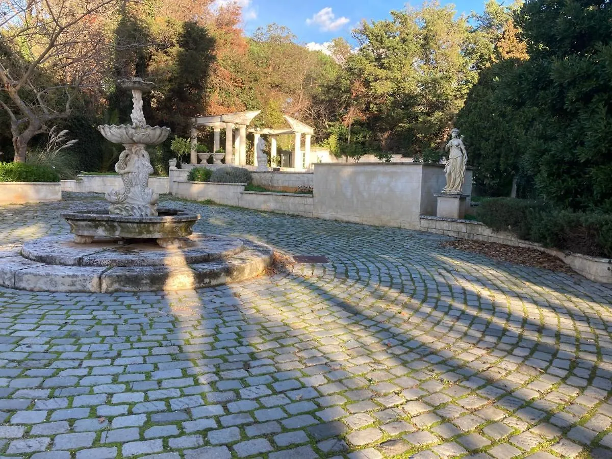 Gite Encore Un Soir Hyères Ferienhaus